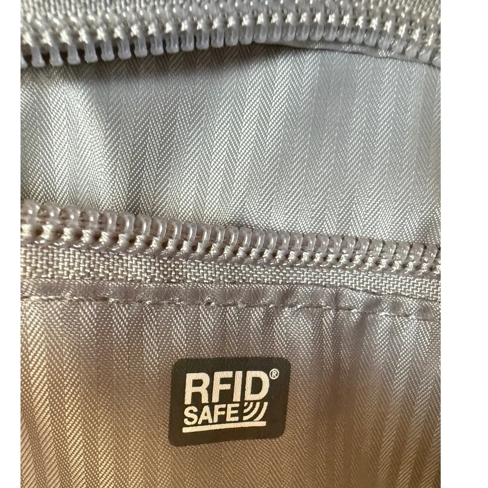Pacsafe‎ Metrosafe LS150 Anti-Theft Sling Backpack RFID eXomesh Black 7L